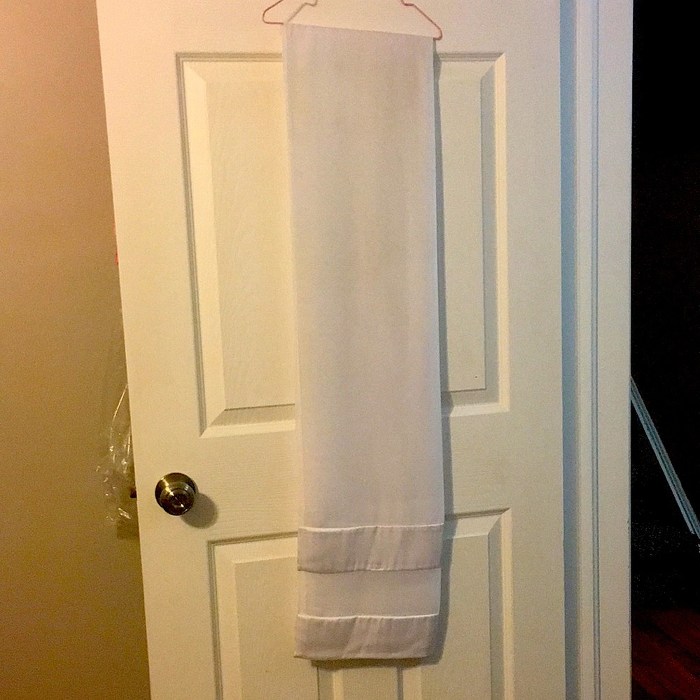 White formal wrap w/ satin bands